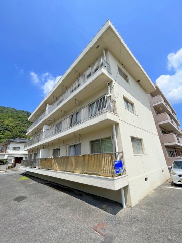 安芸郡海田町畝のマンションの建物外観