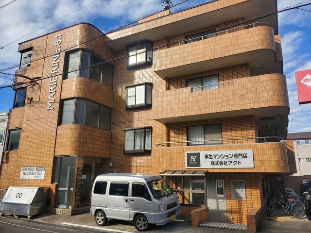 河北郡内灘町字大清台のマンションの建物外観