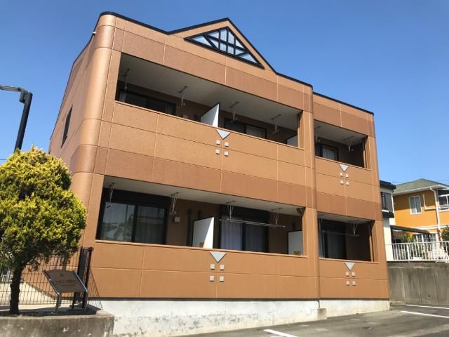 田原市姫見台のアパートの建物外観