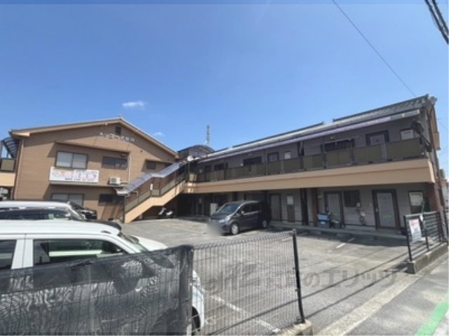 第二コーポ松川の建物外観