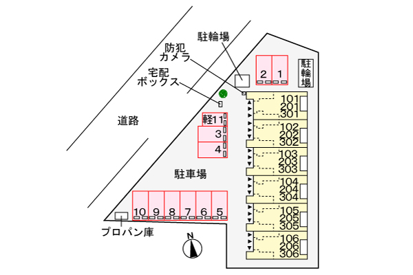 【高知市桟橋通のアパートの駐車場】