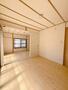 居室・リビング　白とベージュを基調とした温もりのあるキレイなお部屋です。