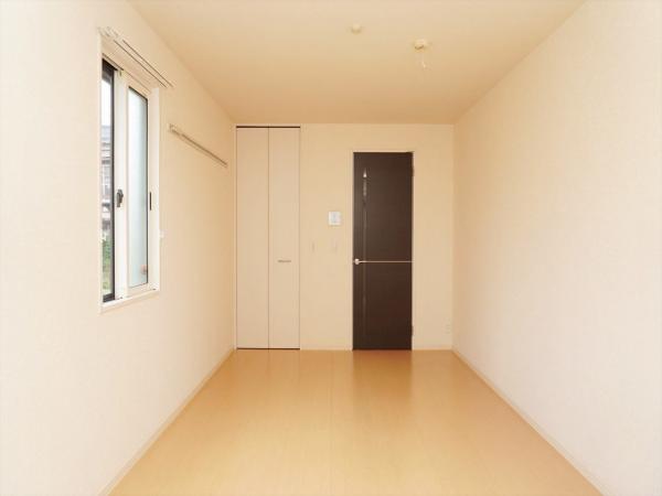 居室・リビング　内装