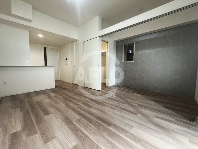 居室・リビング　セレニテフラン谷町四丁目