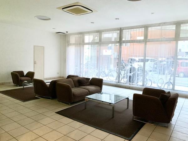 エントランス　ミーティングルーム