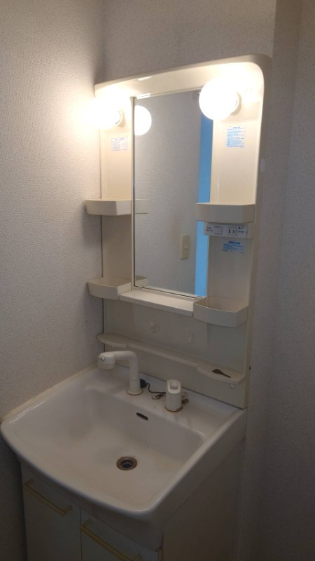 洗面設備　シャンプードレッサー