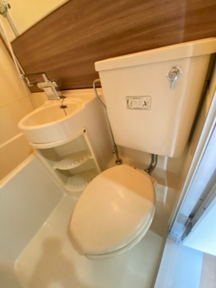 トイレ　※別部屋の写真です