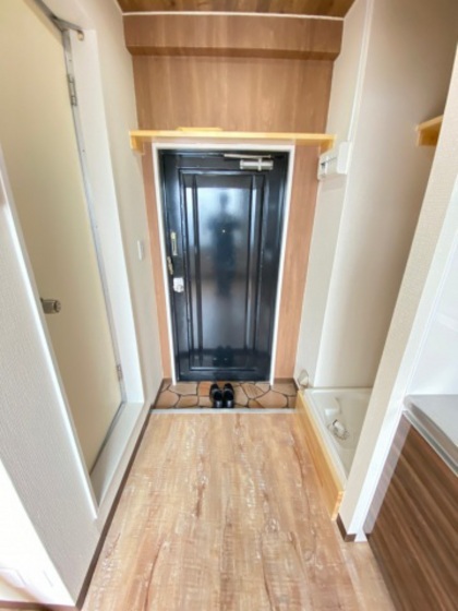 玄関　※別部屋の写真です