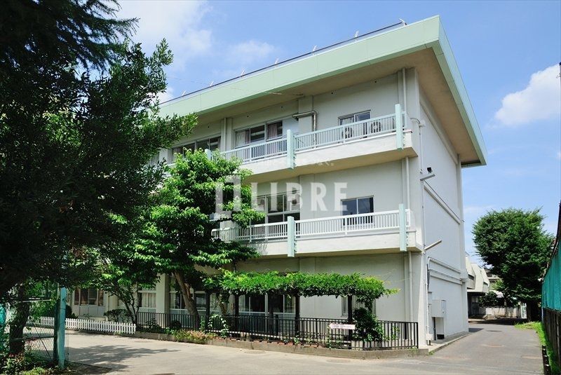 中学校　国分寺市立第三中学校（中学校）まで1580m