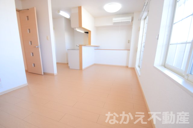 居室・リビング　コンパクトで使いやすい洋室です