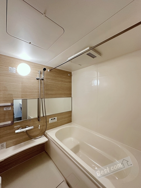 バス・シャワールーム　追い焚き付で寒い日も温まります♪