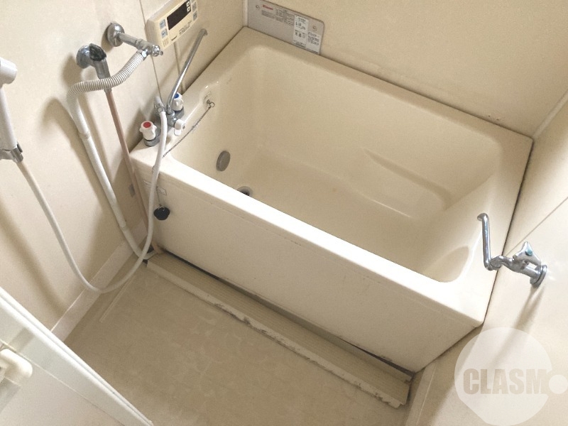 バス・シャワールーム　追い焚き機能付きバス♪