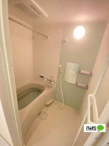 バス・シャワールーム　同物件別部屋