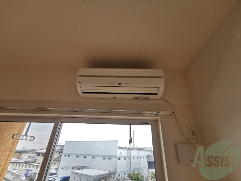 その他設備　エアコンです。各季節快適に過ごせそうです。