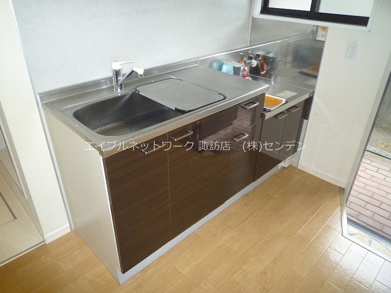 キッチン　写真は類似