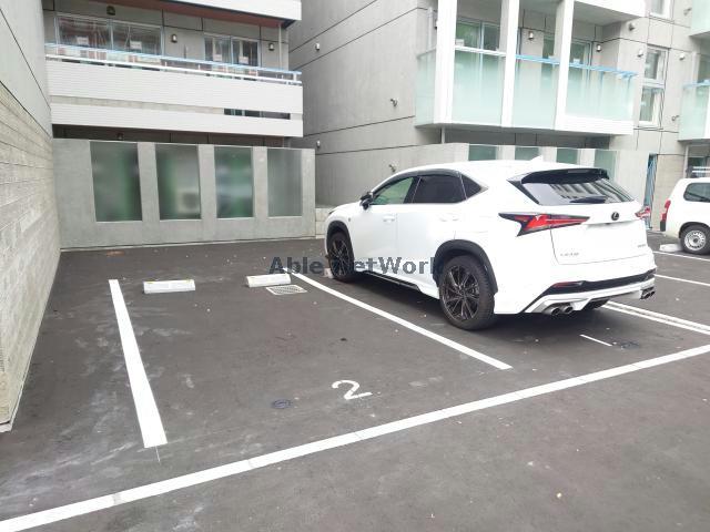 駐車場　駐車場