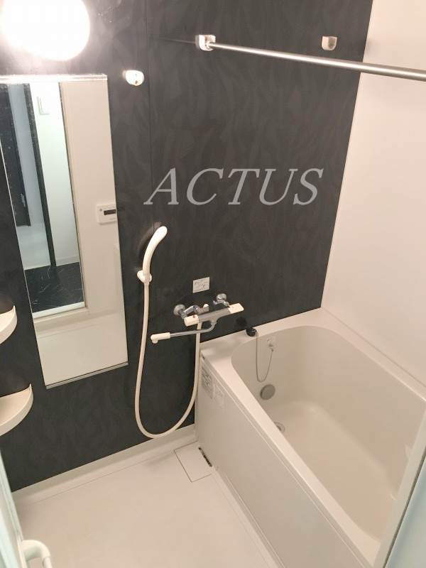 バス・シャワールーム　自動お湯はり・追い焚き機能バスで充実したバスタイム♪