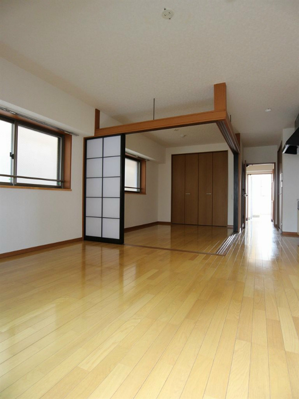 居室・リビング　11.4帖と広々としたリビングです。