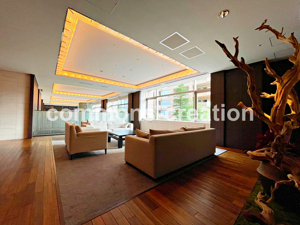 小学校　港区立赤羽小学校（小学校）まで693m