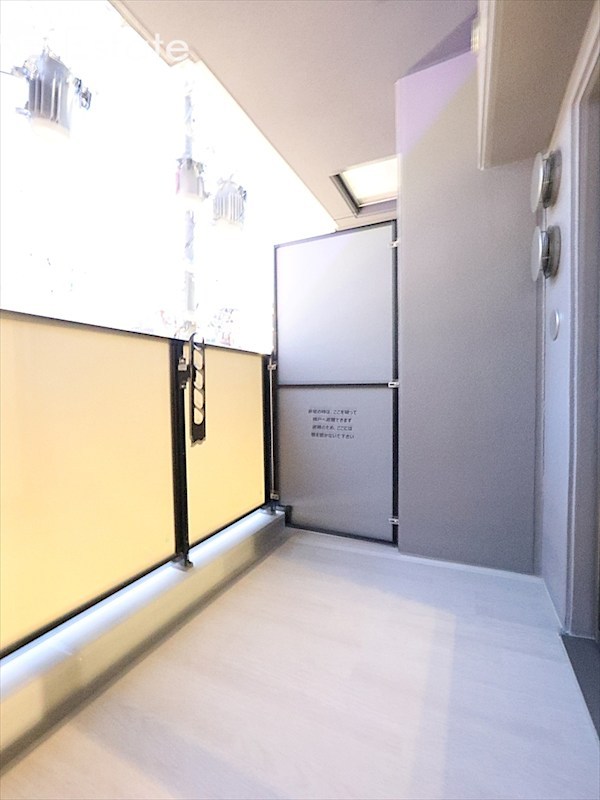 バルコニー　バルコニー