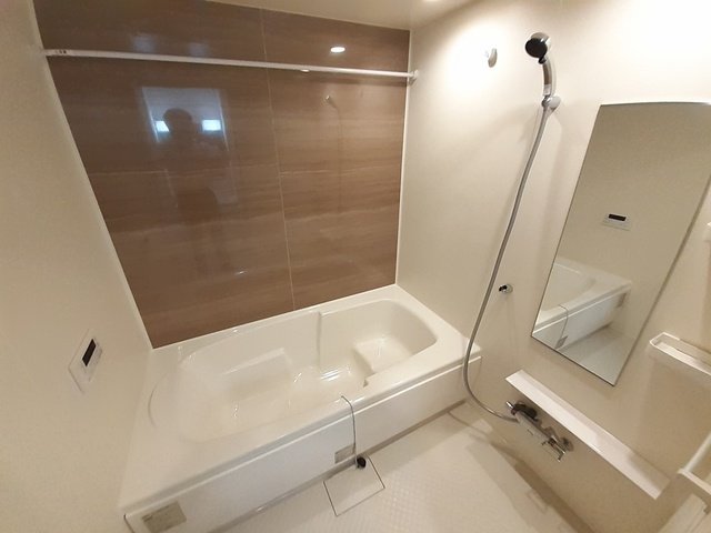 バス・シャワールーム　きれいなお風呂です