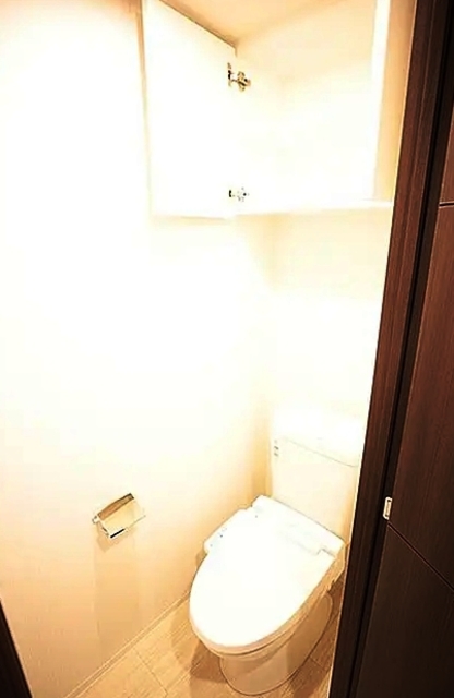 トイレ　同仕様参考写真