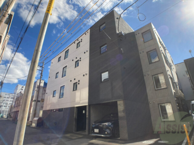 建物外観　札幌市中央区南４条西「ラ・ビスタ４－１２」