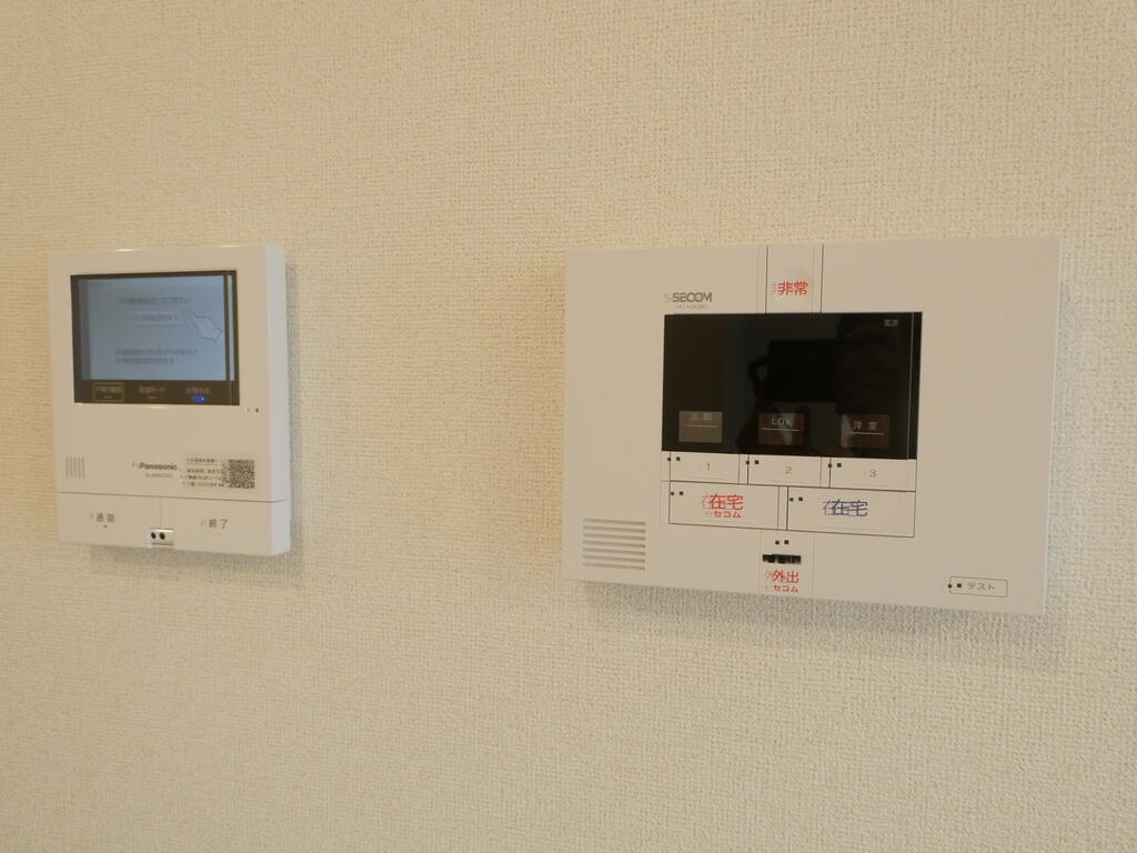 セキュリティ　TVインターホン＆SECOM