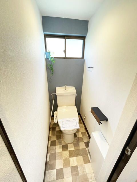 トイレ　落ち着いたトイレです