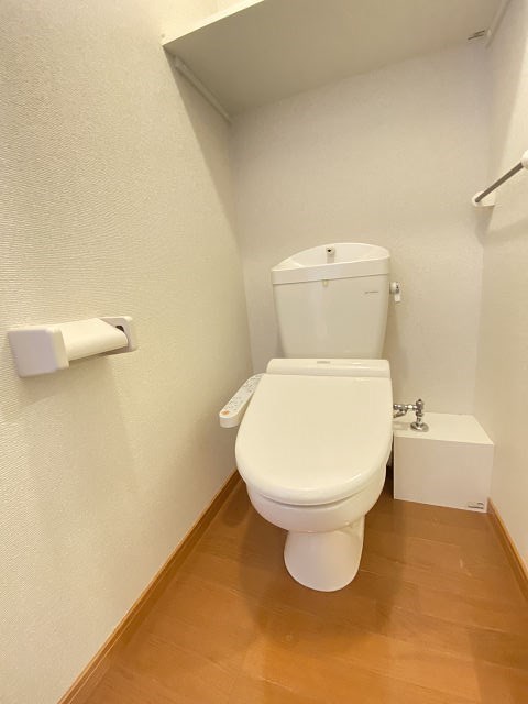 トイレ　清潔感のあるトイレです