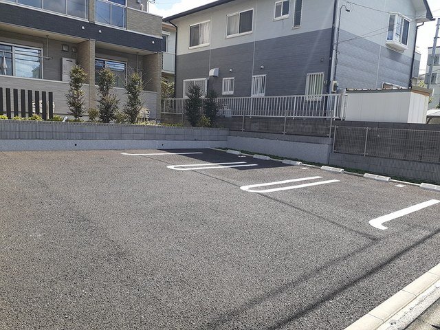 駐車場　駐車スペースもあります
