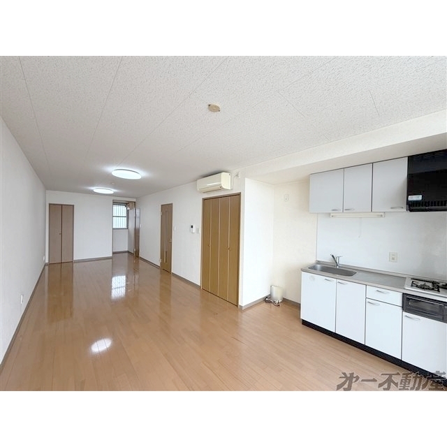 建物外観　洋室