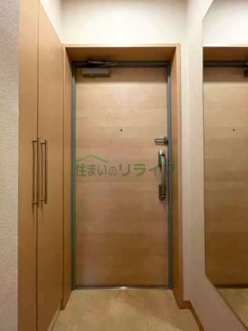 玄関　(別階参考画像)