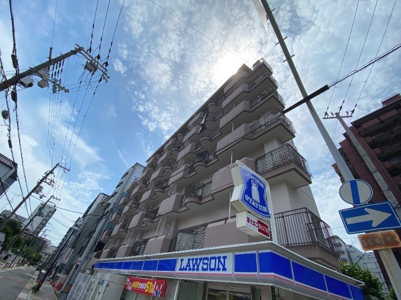 建物外観　新大阪駅から徒歩４分！