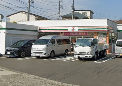 コンビニ　セブンイレブン 横浜新道戸塚店（コンビニ）まで958m