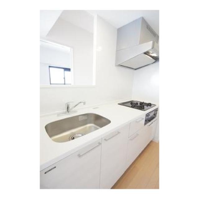 キッチン　※写真は同タイプ住戸です。