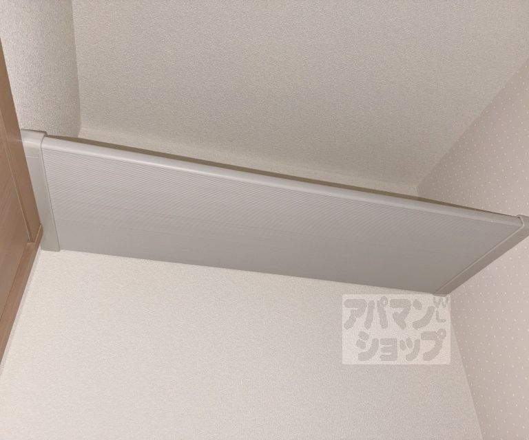 トイレ　ウォシュレット機能搭載のトイレです。