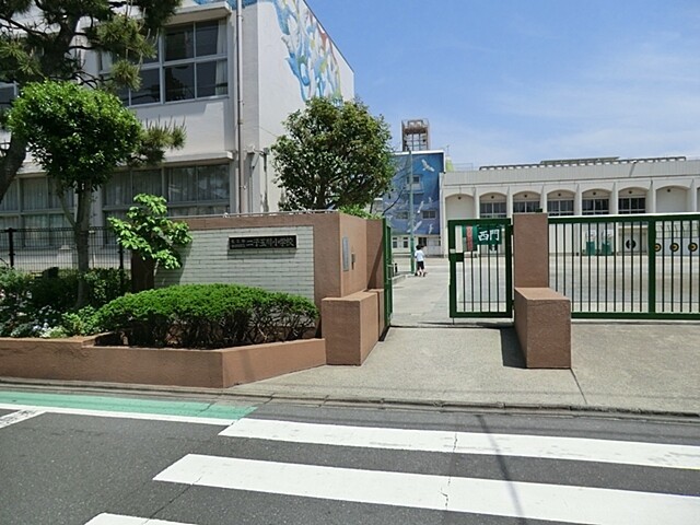 小学校　世田谷区立二子玉川小学校（小学校）まで1158m