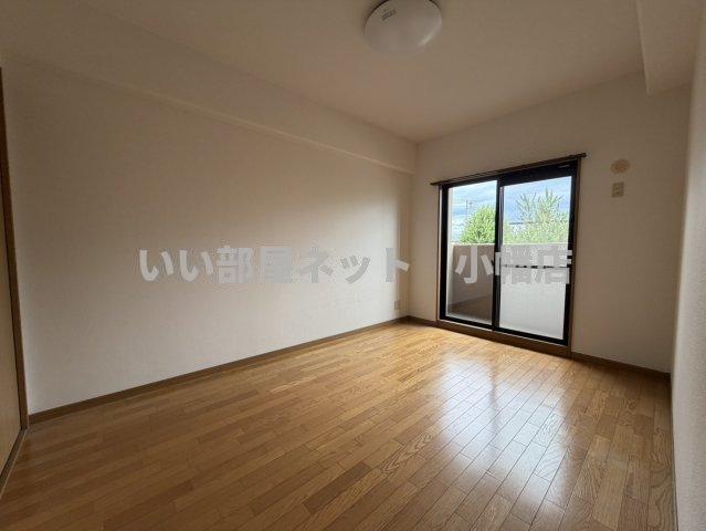 名鉄瀬戸線 喜多山駅 徒歩14分 3階建 築29年の居間写真