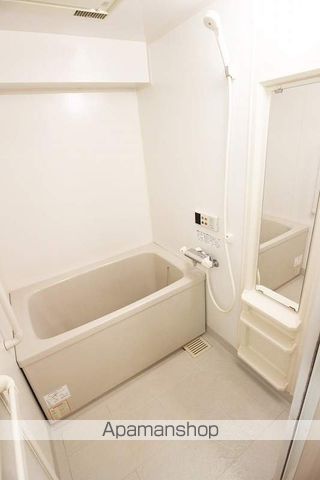 地下鉄箱崎線 箱崎宮前駅 徒歩6分 6階建 築21年の風呂写真