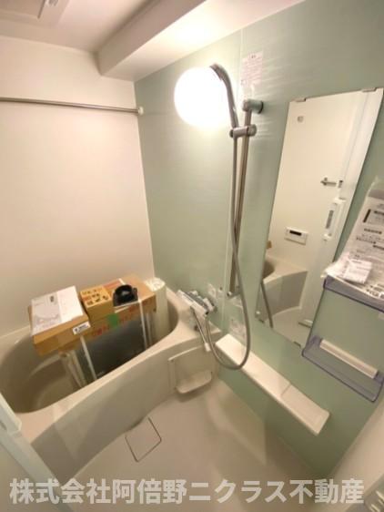 バス・シャワールーム　内装は別部屋の参考写真です。