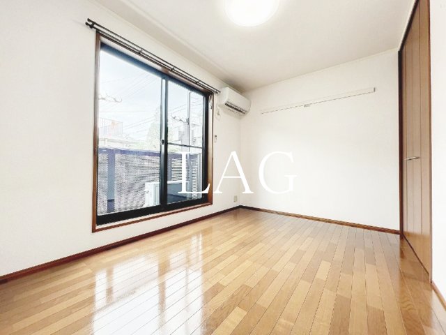 居室・リビング　洋室のお部屋です。