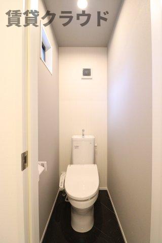 トイレ　コンパクトで使いやすいトイレです