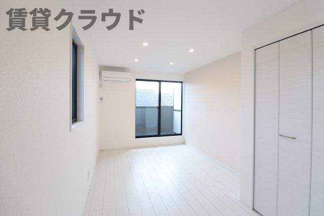 その他部屋・スペース　落ち着いて過ごせるお部屋なので、寝室にいかがでしょうか
