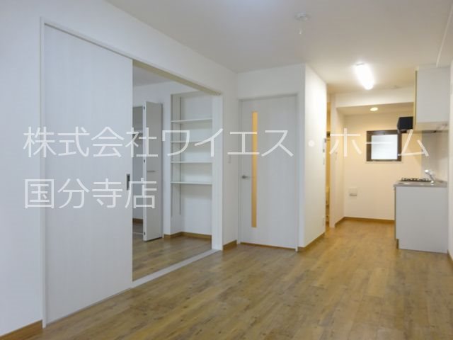 ＪＲ中央線 西国分寺駅 徒歩10分 3階建 築41年の居間写真