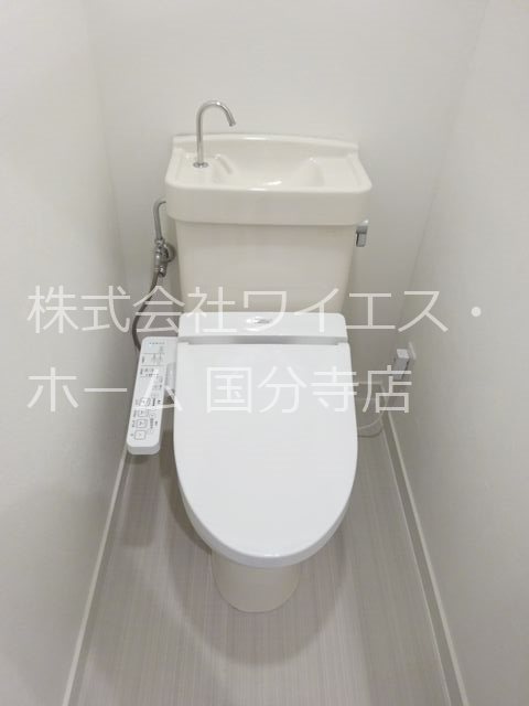 ＪＲ中央線 西国分寺駅 徒歩10分 3階建 築41年のトイレ写真