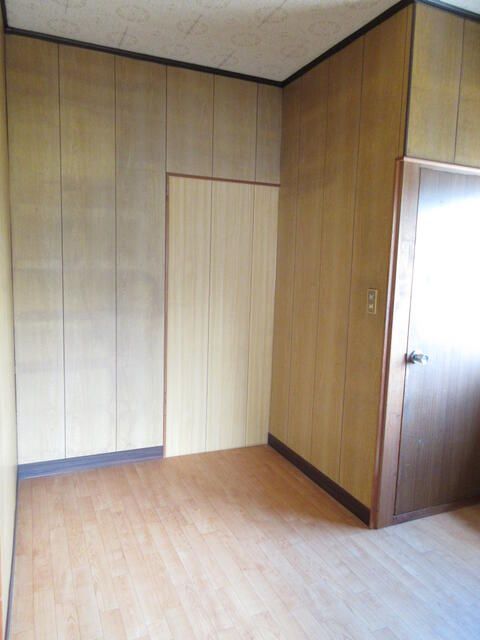 豊田本町貸家の内装写真