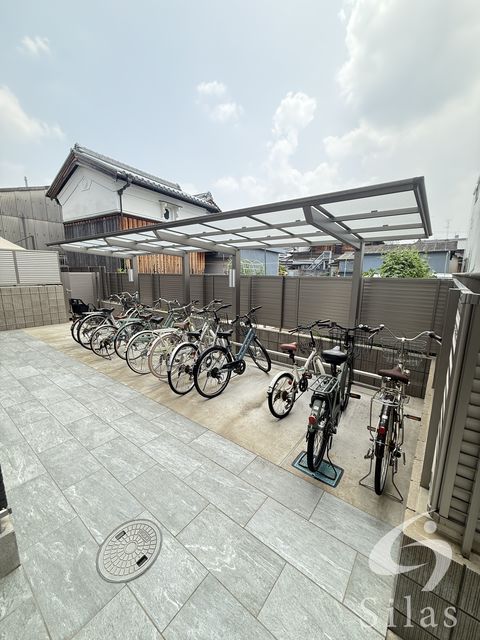 地下鉄長堀鶴見緑地線 鶴見緑地駅 徒歩6分 3階建 築4年の外観写真