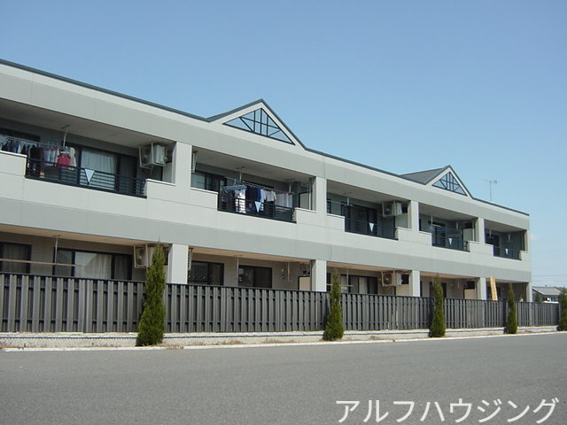 建物外観　外観写真（昼）