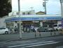コンビニ　ローソン（コンビニ）まで410m